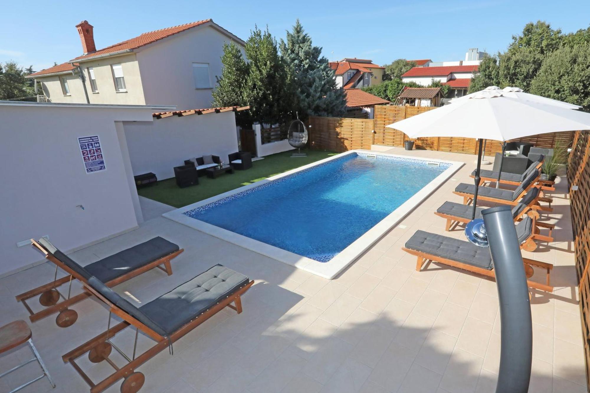 Apartman Debora Sa Privatnim Bazenom Pula Exterior photo
