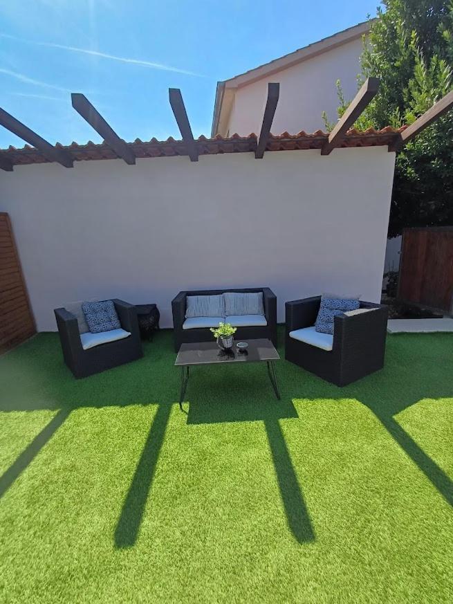 Apartman Debora Sa Privatnim Bazenom Pula Exterior photo